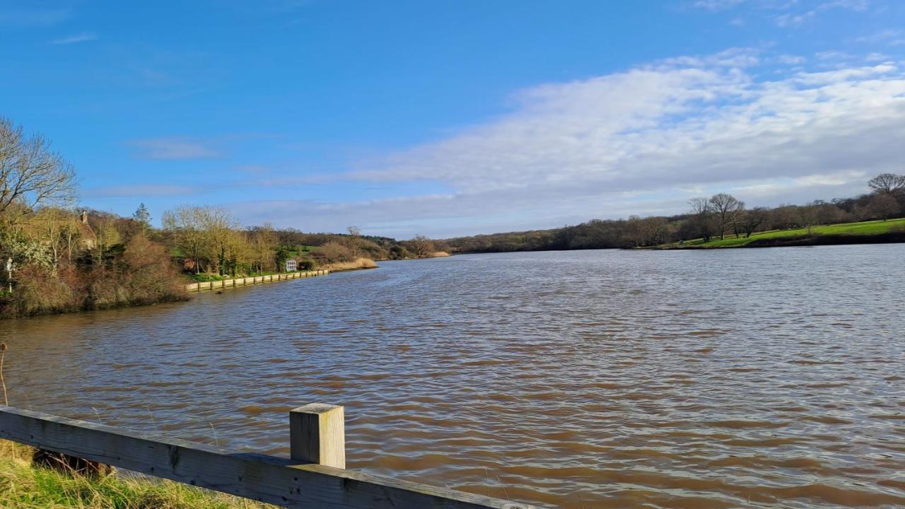 Sandown On The Creek Wootton Bridge  Extérieur photo